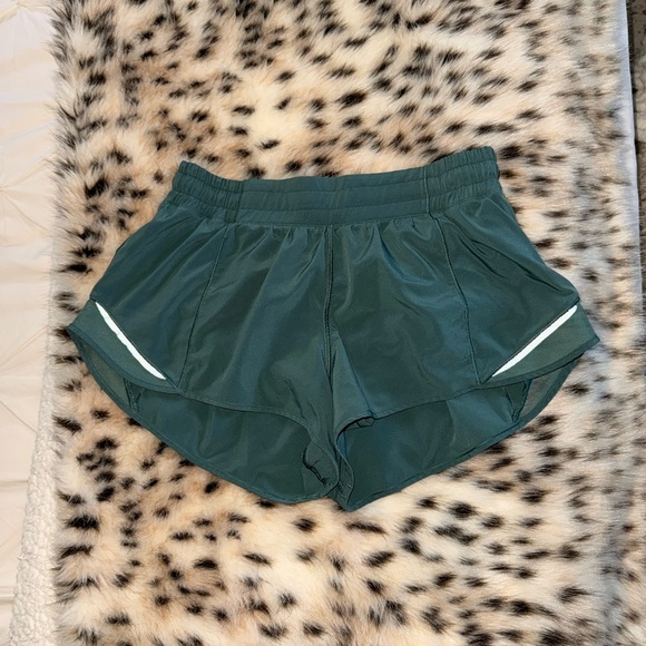 Teal Lululemon Hotty hot shorts - Picture 1 of 2